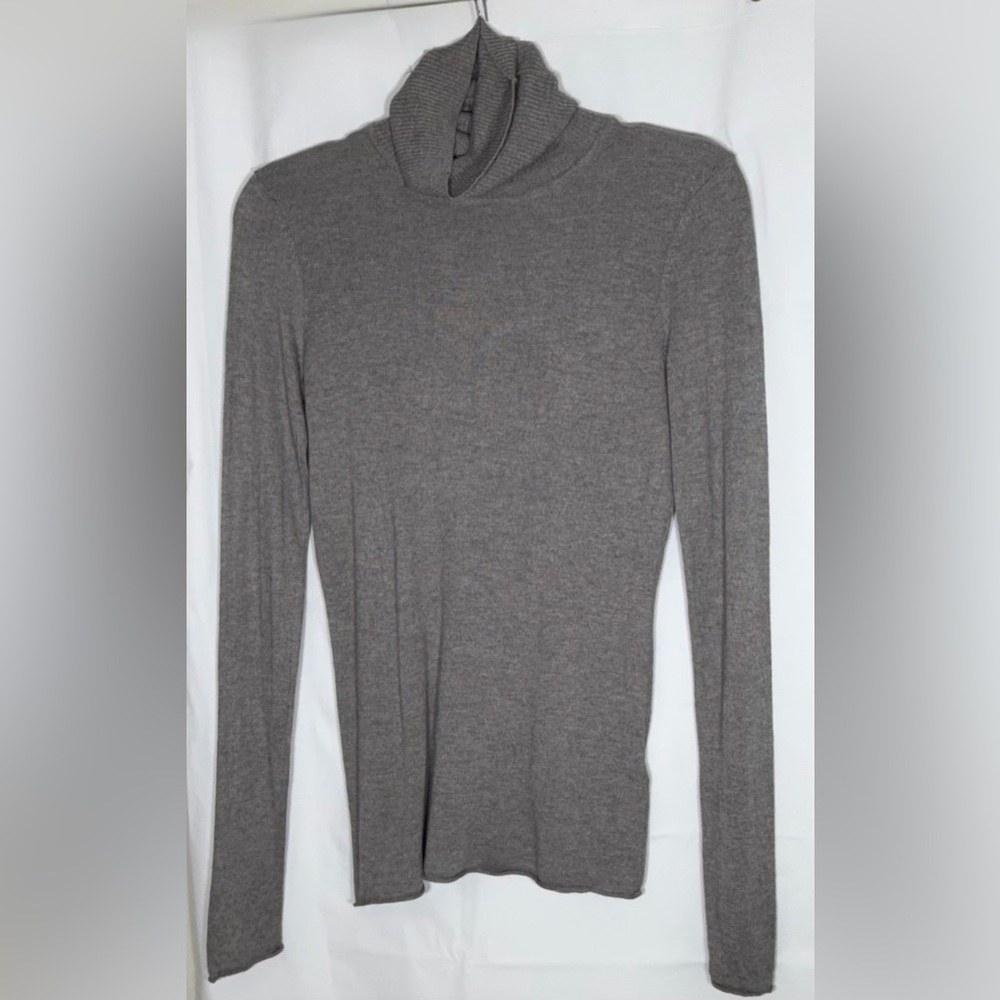 The Limited Women’s Gray Turtleneck Lightweight Sweater Cashmere Silk Top Small